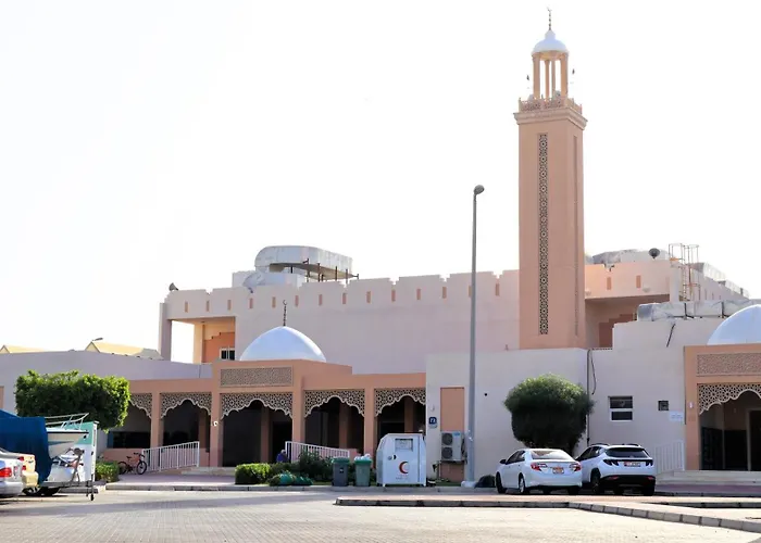 Divine 1Br Apartment In Al Reef.