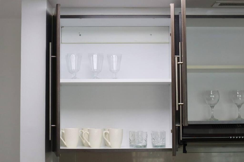 Apartment Divine 1br In Al Reef. *