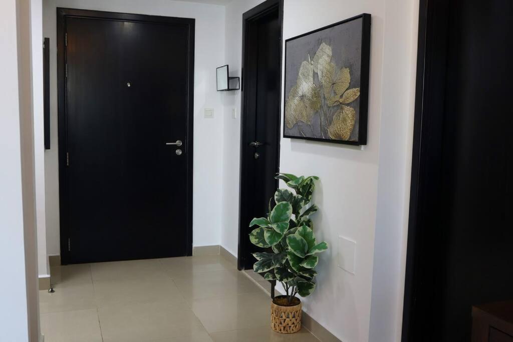 Divine 1br In Al Reef.