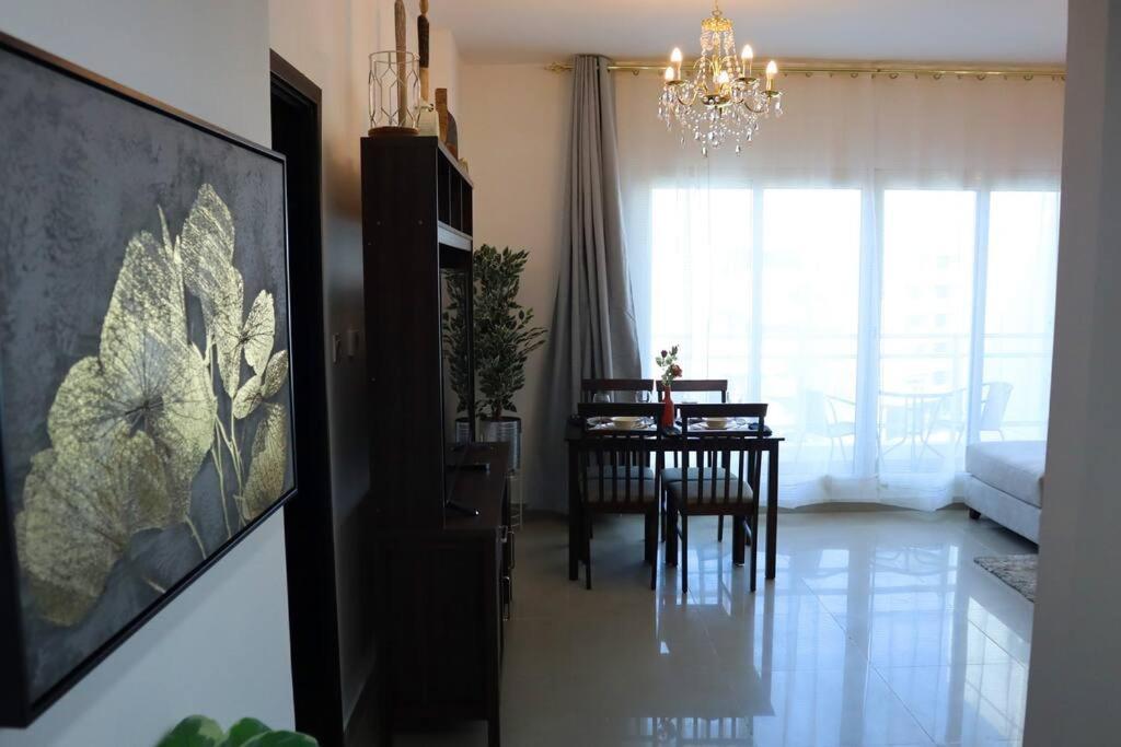 Divine 1br In Al Reef.