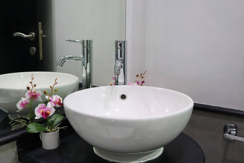 Divine 1br In Al Reef. *