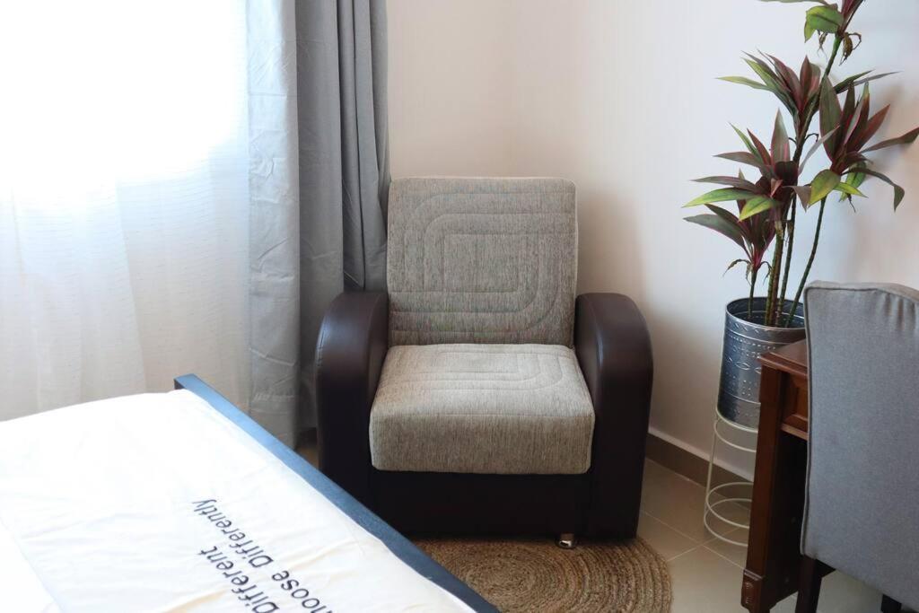 Апартаменты Divine 1br In Al Reef.
